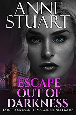 Escape Out of Darkness (Maggie Bennett 1)