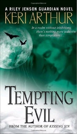 Tempting Evil (Riley Jenson Guardian 3)